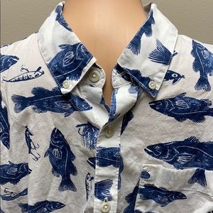 Large Eddie Bauer short sleeve button down shirt